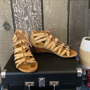Shoedazzle Tan Lace-up Sandals